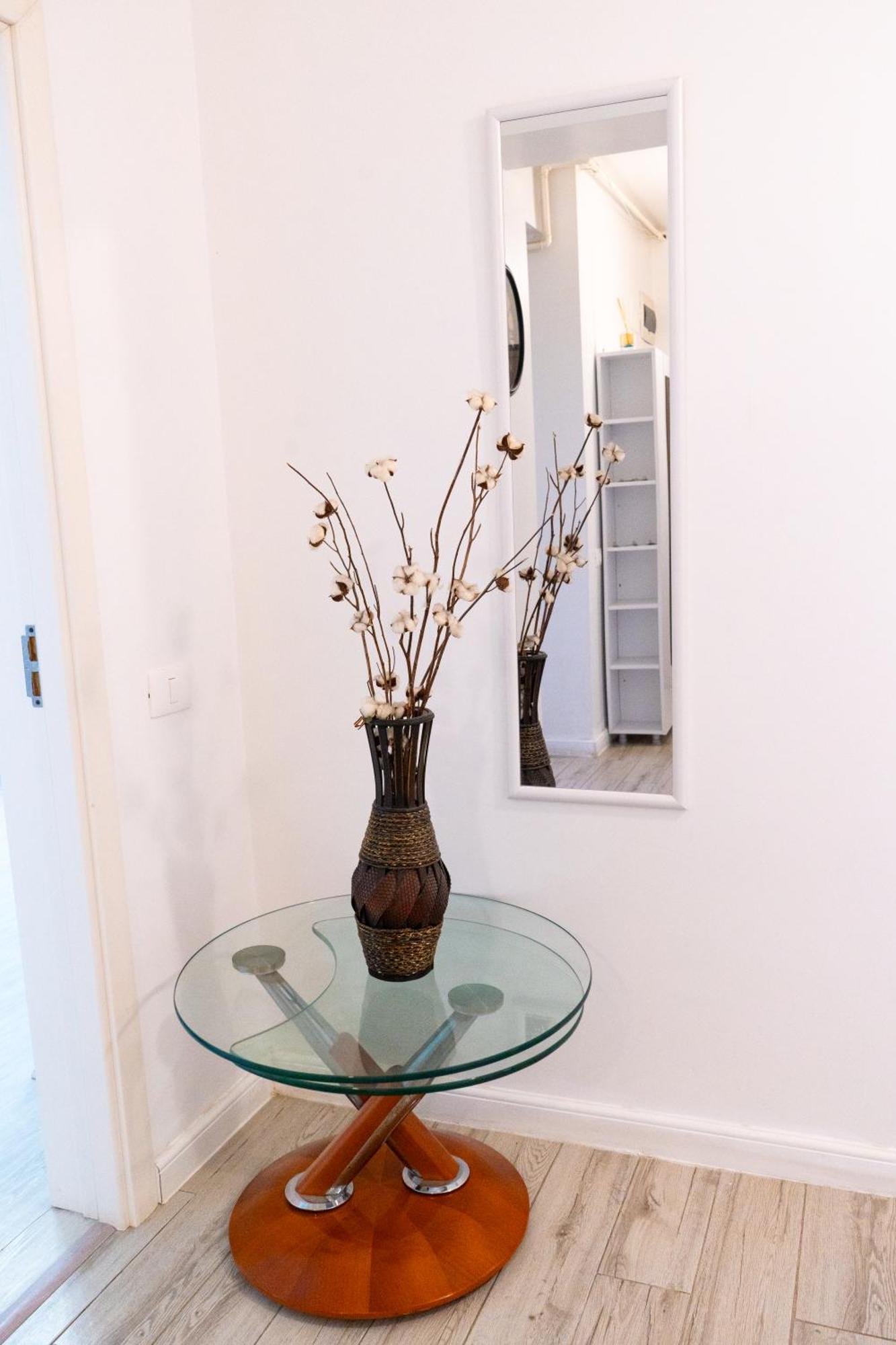Alexis Spacious CLASSIC Apartment Mamaia Exterior foto